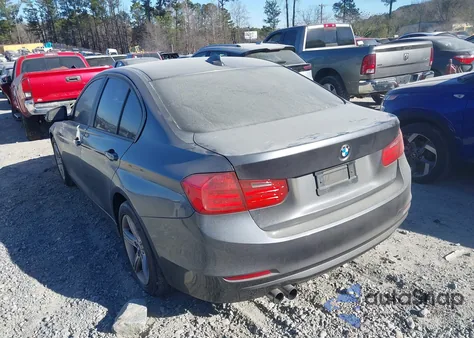 2013 BMW 328I z USA, uszkodzony, nr VIN WBA3A5C54DF358314